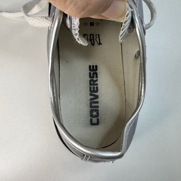 RARE 7.5womens, 5.5mens Converse Chuck Taylor AllStar Lo Iridescent Silver READ! - Picture 11 of 12